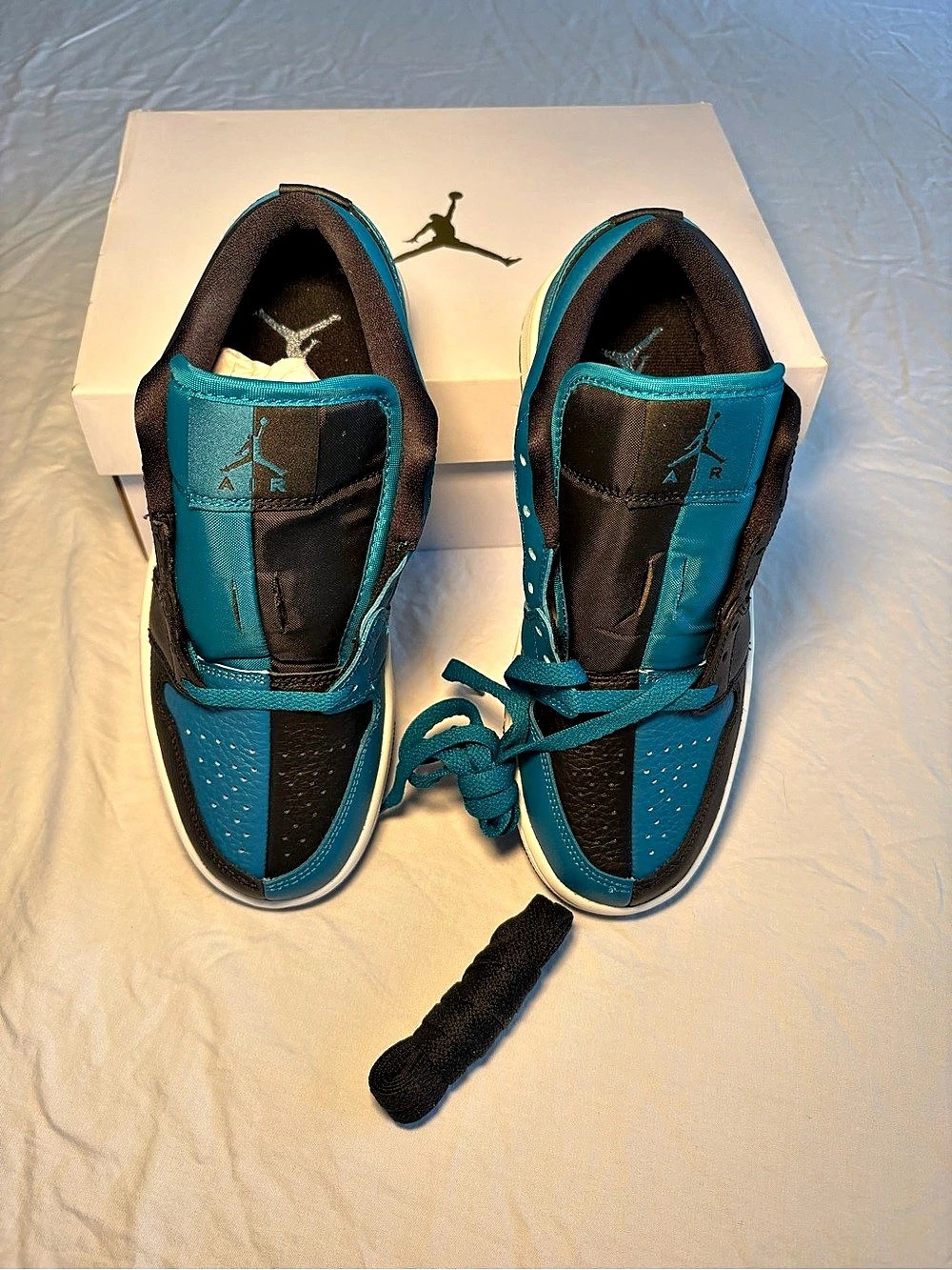 Nike Air Jordan 1 Low SE Split Bright Spruce Women's 6.5 New With Box
